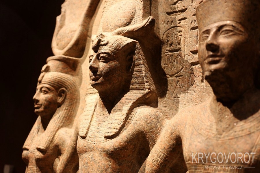 Изваяния египетских правителей